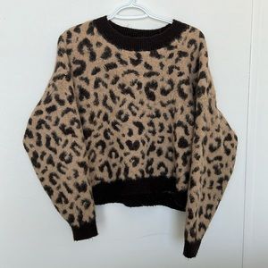 Leopard Print Fuzzy Crewneck Sweater Small